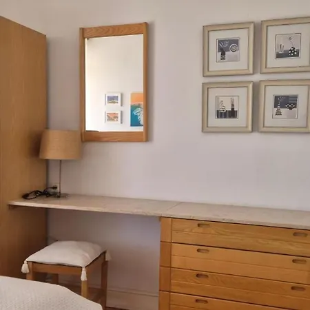 Moderne Mit Balkon Und Meerblick Апартаменты *